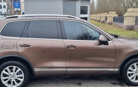 Volkswagen Touareg III, 2013 год, 1 870 000 рублей, 10 фотография