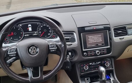 Volkswagen Touareg III, 2013 год, 1 870 000 рублей, 18 фотография