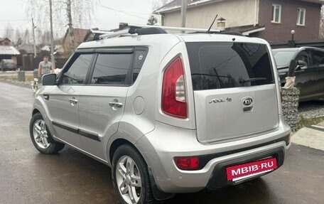 KIA Soul I рестайлинг, 2013 год, 1 000 000 рублей, 2 фотография