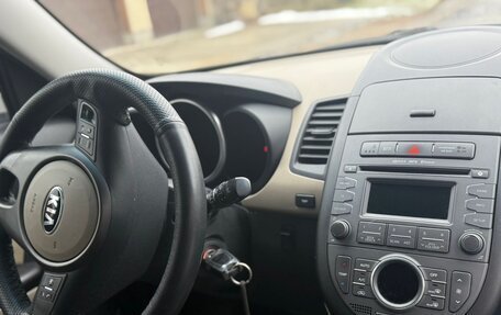 KIA Soul I рестайлинг, 2013 год, 1 000 000 рублей, 14 фотография