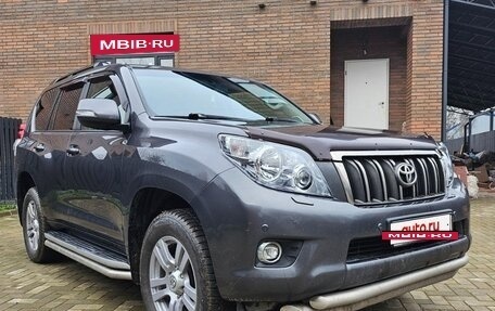 Toyota Land Cruiser Prado 150 рестайлинг 2, 2011 год, 2 250 000 рублей, 3 фотография