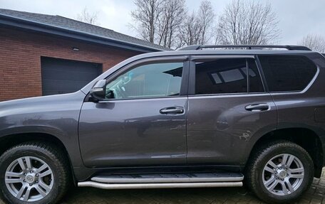 Toyota Land Cruiser Prado 150 рестайлинг 2, 2011 год, 2 250 000 рублей, 7 фотография