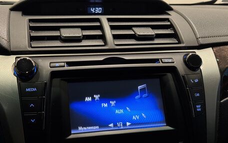 Toyota Camry, 2017 год, 2 100 000 рублей, 23 фотография
