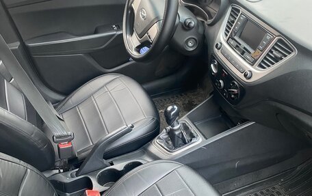 Hyundai Solaris II рестайлинг, 2017 год, 490 000 рублей, 5 фотография