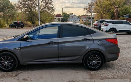 Hyundai Solaris II рестайлинг, 2012 год, 850 000 рублей, 13 фотография