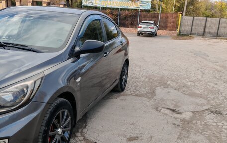 Hyundai Solaris II рестайлинг, 2012 год, 850 000 рублей, 11 фотография