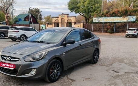 Hyundai Solaris II рестайлинг, 2012 год, 850 000 рублей, 9 фотография
