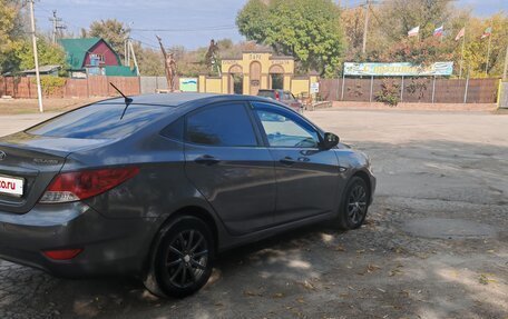 Hyundai Solaris II рестайлинг, 2012 год, 850 000 рублей, 27 фотография