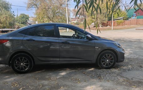 Hyundai Solaris II рестайлинг, 2012 год, 850 000 рублей, 26 фотография