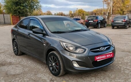 Hyundai Solaris II рестайлинг, 2012 год, 850 000 рублей, 15 фотография