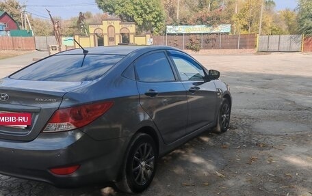 Hyundai Solaris II рестайлинг, 2012 год, 850 000 рублей, 34 фотография