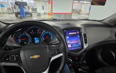 Chevrolet Cruze II, 2010 год, 399 000 рублей, 8 фотография