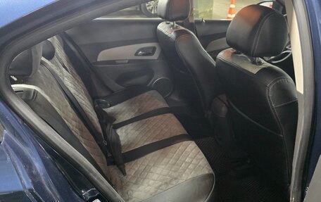 Chevrolet Cruze II, 2010 год, 399 000 рублей, 7 фотография