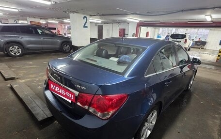 Chevrolet Cruze II, 2010 год, 399 000 рублей, 4 фотография