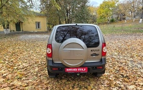 Chevrolet Niva I рестайлинг, 2013 год, 600 000 рублей, 3 фотография