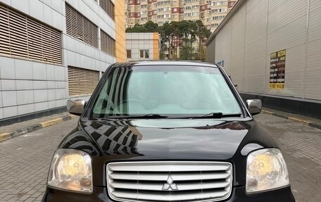 Mitsubishi Dion I рестайлинг, 2000 год, 700 000 рублей, 1 фотография