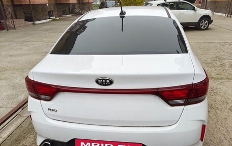 KIA Rio IV, 2021 год, 1 600 000 рублей, 4 фотография