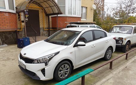 KIA Rio IV, 2021 год, 1 600 000 рублей, 6 фотография