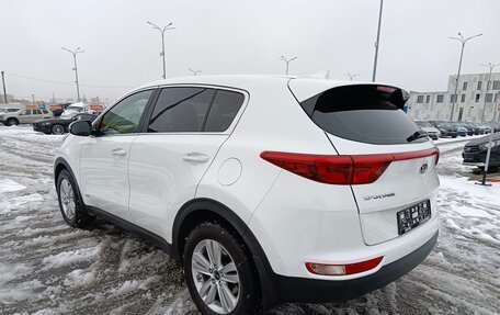 KIA Sportage IV рестайлинг, 2017 год, 1 995 000 рублей, 5 фотография