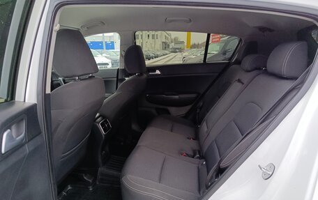 KIA Sportage IV рестайлинг, 2017 год, 1 995 000 рублей, 12 фотография