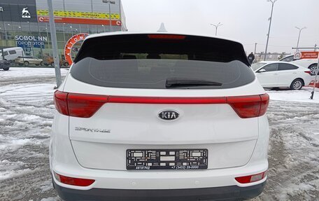 KIA Sportage IV рестайлинг, 2017 год, 1 995 000 рублей, 6 фотография