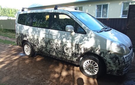 Nissan Serena II, 2000 год, 350 000 рублей, 3 фотография