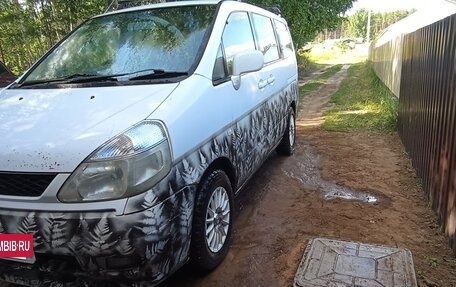 Nissan Serena II, 2000 год, 350 000 рублей, 2 фотография