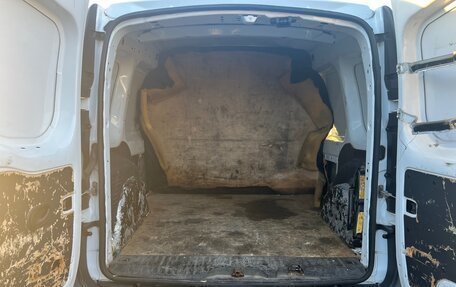 Renault Kangoo II рестайлинг, 2013 год, 850 000 рублей, 13 фотография