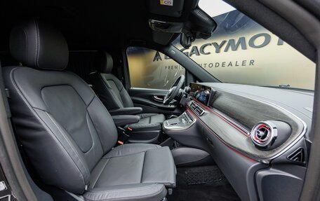 Mercedes-Benz V-Класс, 2025 год, 14 930 000 рублей, 24 фотография