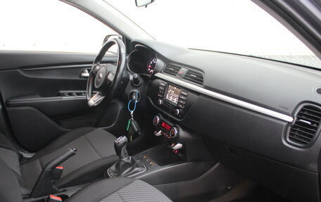 KIA Rio IV, 2017 год, 964 706 рублей, 9 фотография