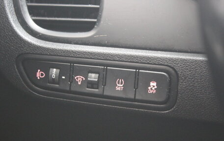 KIA Rio IV, 2017 год, 964 706 рублей, 24 фотография