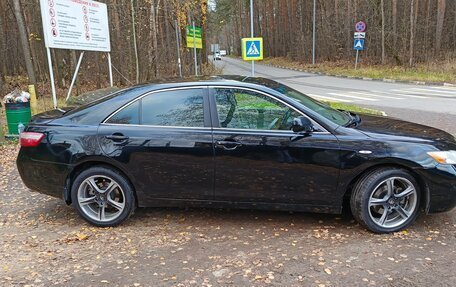 Toyota Camry, 2007 год, 790 000 рублей, 2 фотография