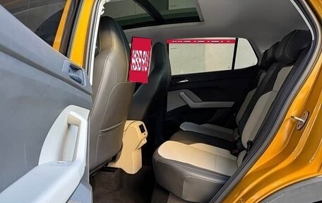 Volkswagen T-Roc I, 2021 год, 1 855 000 рублей, 22 фотография