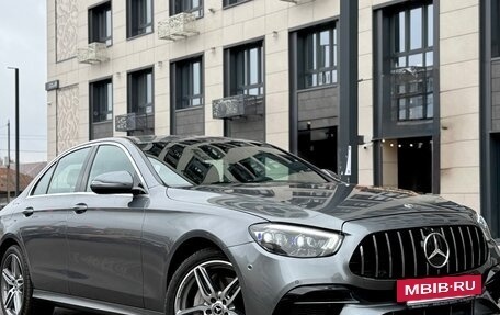 Mercedes-Benz E-Класс, 2018 год, 3 300 000 рублей, 11 фотография