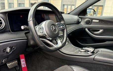 Mercedes-Benz E-Класс, 2018 год, 3 300 000 рублей, 12 фотография
