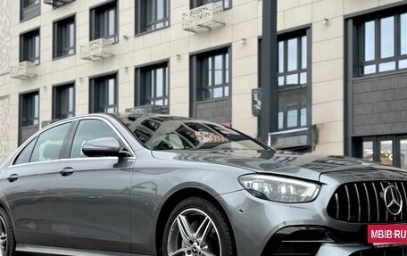 Mercedes-Benz E-Класс, 2018 год, 3 300 000 рублей, 26 фотография