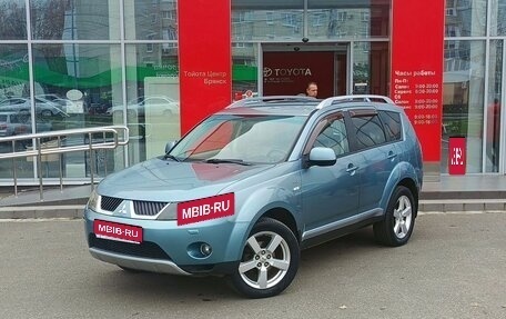 Mitsubishi Outlander III рестайлинг 3, 2008 год, 1 099 000 рублей, 1 фотография
