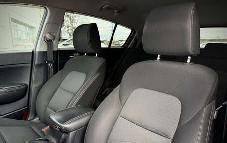 KIA Sportage IV рестайлинг, 2020 год, 1 950 000 рублей, 24 фотография