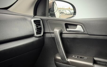 KIA Sportage IV рестайлинг, 2020 год, 1 950 000 рублей, 23 фотография