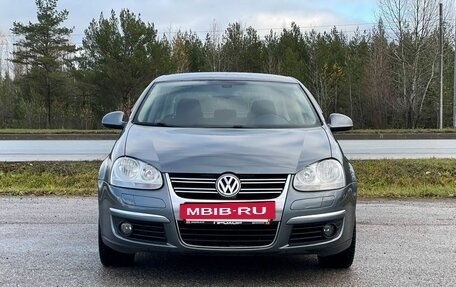 Volkswagen Jetta VI, 2010 год, 597 000 рублей, 2 фотография