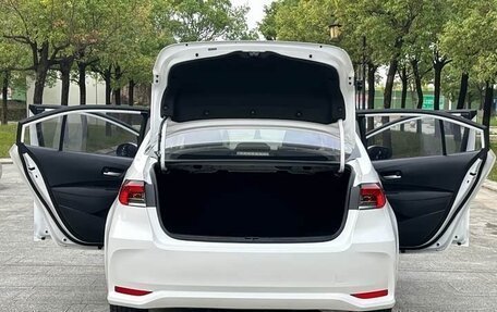 Toyota Corolla, 2022 год, 1 450 005 рублей, 6 фотография