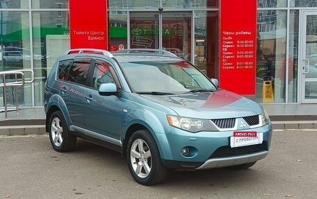 Mitsubishi Outlander III рестайлинг 3, 2008 год, 1 099 000 рублей, 3 фотография