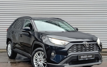 Toyota RAV4, 2019 год, 3 370 000 рублей, 3 фотография