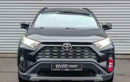 Toyota RAV4, 2019 год, 3 370 000 рублей, 2 фотография
