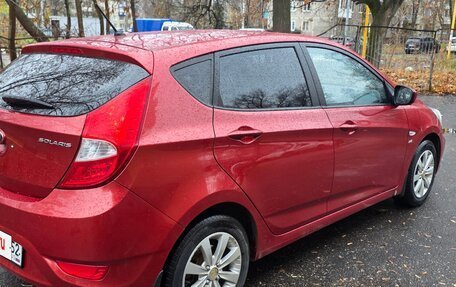 Hyundai Solaris II рестайлинг, 2011 год, 690 000 рублей, 2 фотография