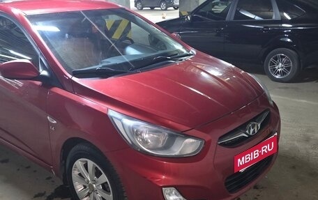 Hyundai Solaris II рестайлинг, 2011 год, 690 000 рублей, 9 фотография