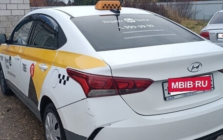 Hyundai Solaris II рестайлинг, 2020 год, 1 050 000 рублей, 4 фотография