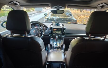 Porsche Cayenne III, 2010 год, 2 500 000 рублей, 10 фотография