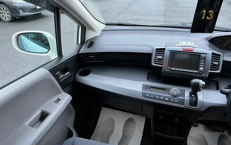 Honda Freed I, 2010 год, 1 099 000 рублей, 16 фотография