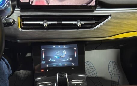 Chery Tiggo 8 Pro, 2021 год, 1 720 000 рублей, 18 фотография